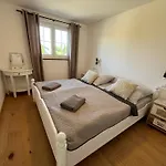 Landhausloft شقة *